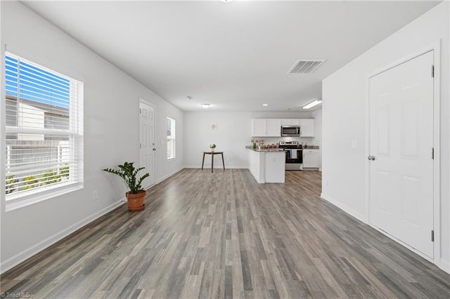3906 Bellingham Court, Greensboro, NC 27406
