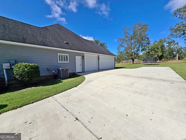 4593 San Saba Drive, Hahira, GA 31632