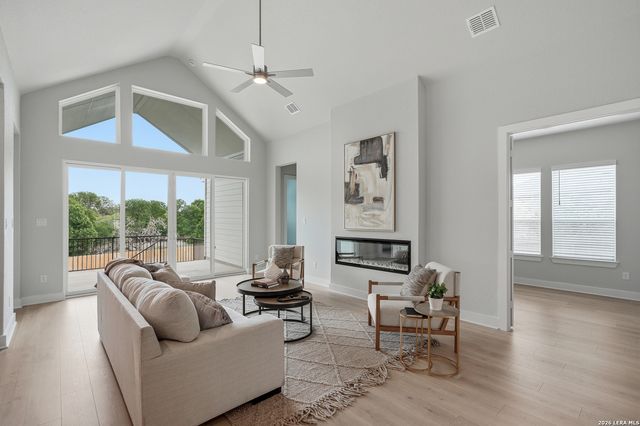 381 Jereth Crossing, Castroville, TX 78009