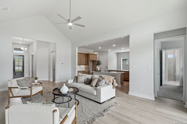 381 Jereth Crossing, Castroville, TX 78009