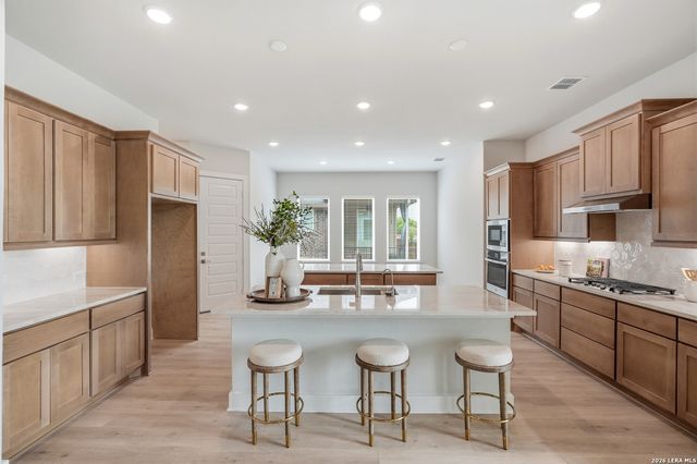 381 Jereth Crossing, Castroville, TX 78009