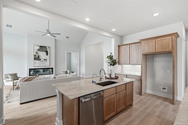 381 Jereth Crossing, Castroville, TX 78009