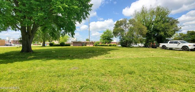 1101 Broad Street, New Bern, NC 28560