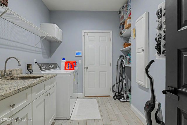 12573 SAMPSON Road, Jacksonville, FL 32218