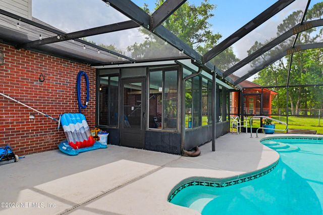 12573 SAMPSON Road, Jacksonville, FL 32218