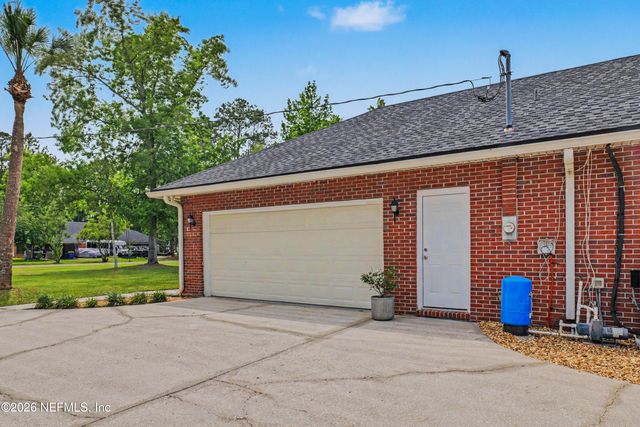 12573 SAMPSON Road, Jacksonville, FL 32218