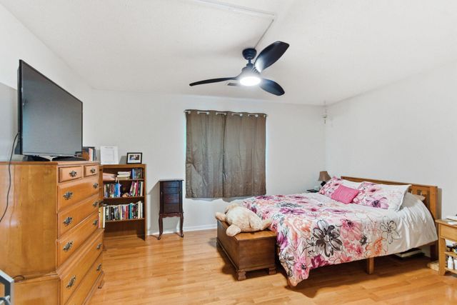 421 Redding Road 99, Lexington, KY 40517