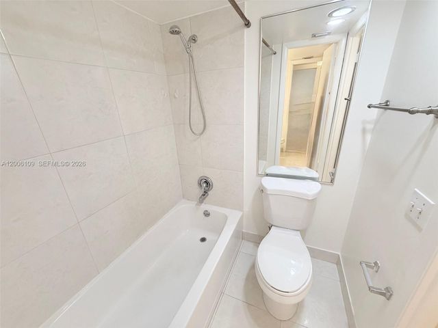 1400 Saint Charles PL 314, Pembroke Pines, FL 33026