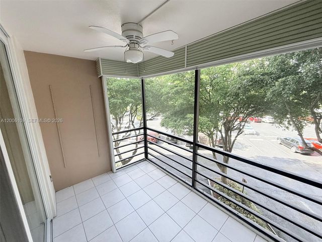 1400 Saint Charles PL 314, Pembroke Pines, FL 33026