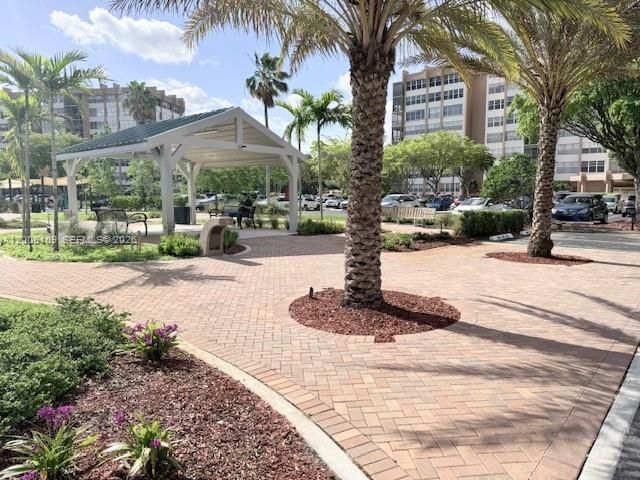 1400 Saint Charles PL 314, Pembroke Pines, FL 33026