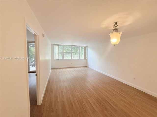 1400 Saint Charles PL 314, Pembroke Pines, FL 33026