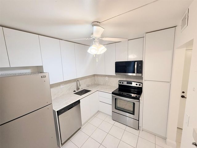 1400 Saint Charles PL 314, Pembroke Pines, FL 33026