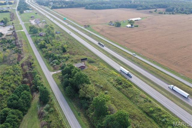 328 Booneslick Road, New Florence, MO 63363