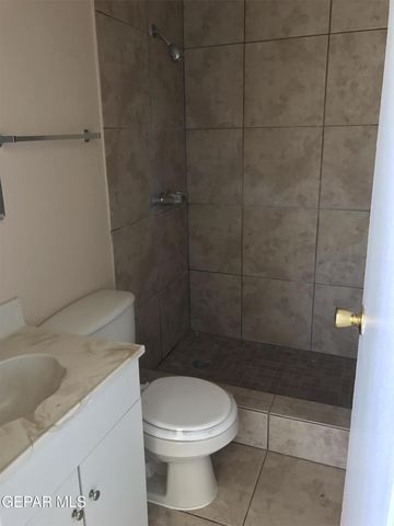 8300 CAPITAN Circle, El Paso, TX 79904