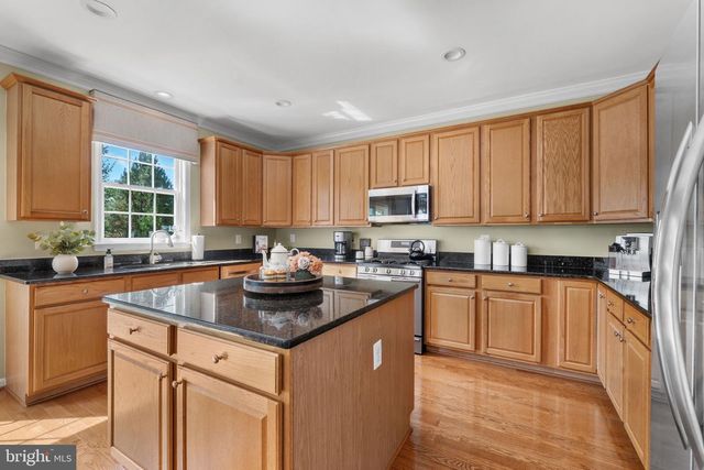 8305 DOUBLE EAGLE ST, Gainesville, VA 20155
