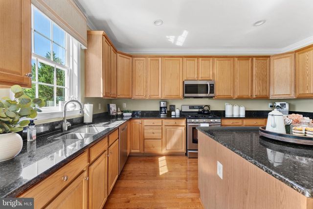 8305 DOUBLE EAGLE ST, Gainesville, VA 20155