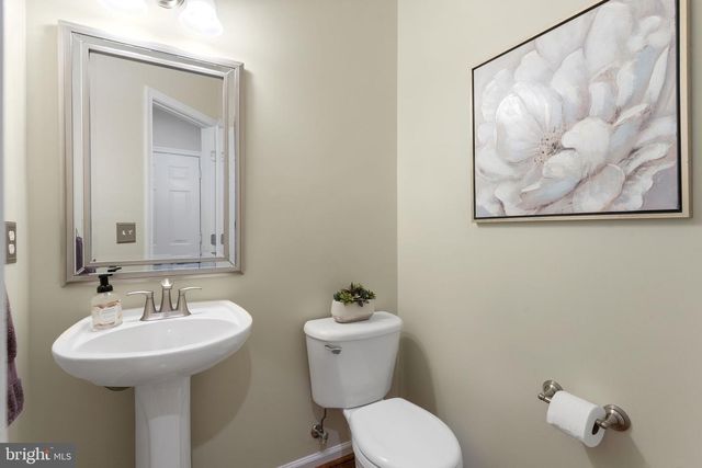 8305 DOUBLE EAGLE ST, Gainesville, VA 20155