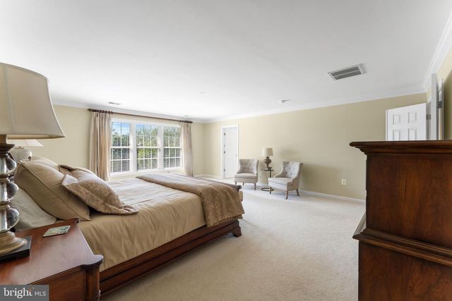 8305 DOUBLE EAGLE ST, Gainesville, VA 20155