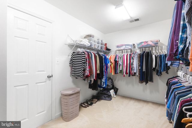 8305 DOUBLE EAGLE ST, Gainesville, VA 20155