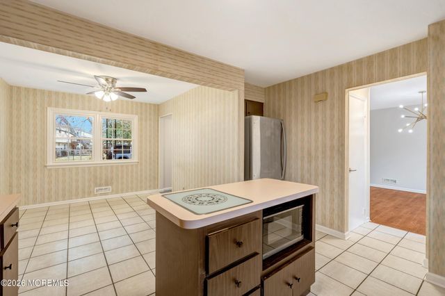 429 Lake Avenue, Oakhurst, NJ 07755