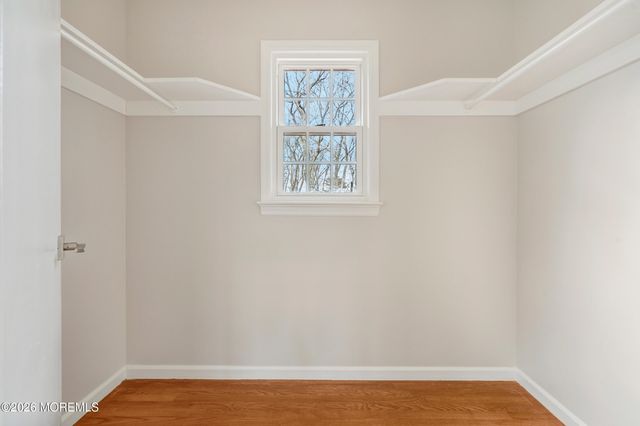 429 Lake Avenue, Oakhurst, NJ 07755