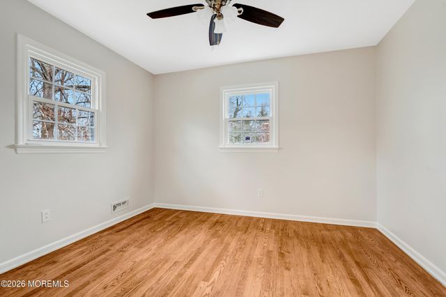 429 Lake Avenue, Oakhurst, NJ 07755