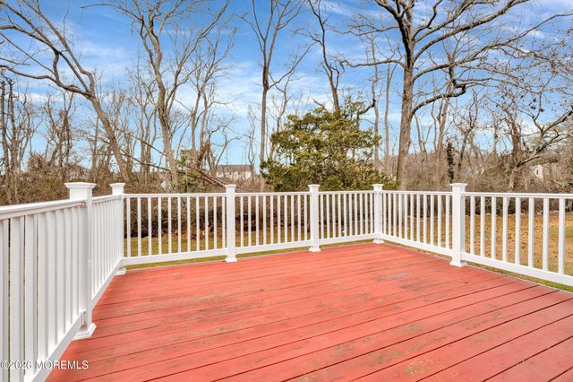 429 Lake Avenue, Oakhurst, NJ 07755