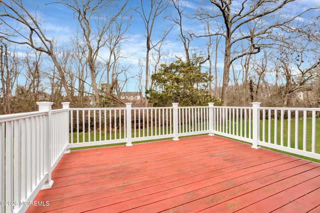 429 Lake Avenue, Oakhurst, NJ 07755