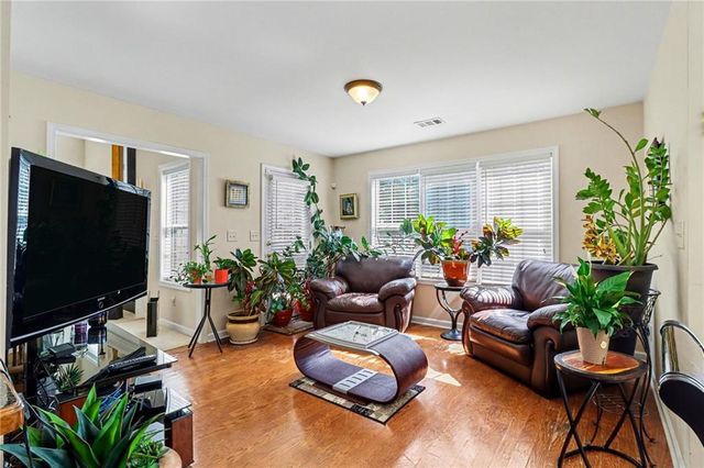 828 Cooper Lakes Court, Grayson, GA 30017