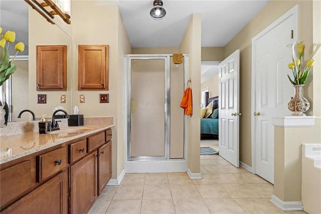 828 Cooper Lakes Court, Grayson, GA 30017