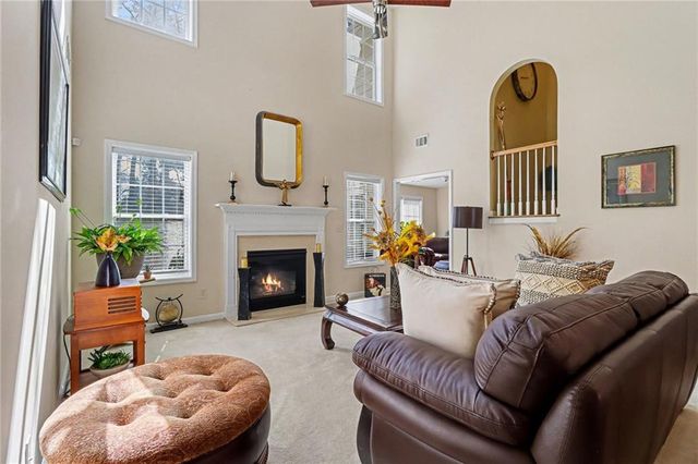 828 Cooper Lakes Court, Grayson, GA 30017