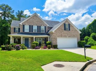 828 Cooper Lakes Court, Grayson, GA 30017