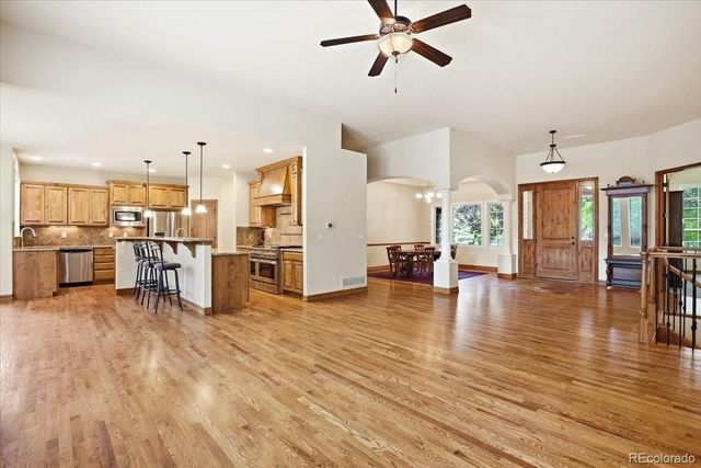 1860 S Manor Lane, Lakewood, CO 80232