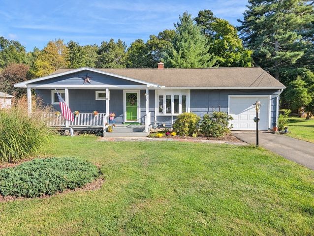 71 Birch Bluffs Drive, Westfield, MA 01085