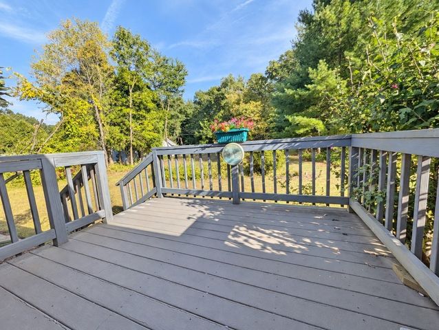 71 Birch Bluffs Drive, Westfield, MA 01085