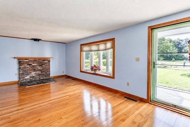 71 Birch Bluffs Drive, Westfield, MA 01085