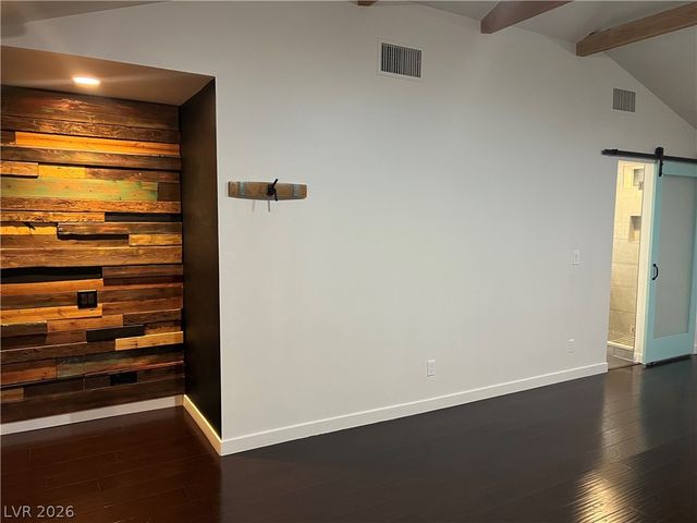 811 East Oakey Boulevard, Las Vegas, NV 89104