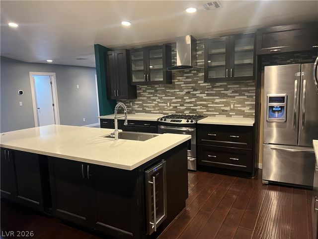 811 East Oakey Boulevard, Las Vegas, NV 89104