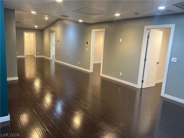 811 East Oakey Boulevard, Las Vegas, NV 89104