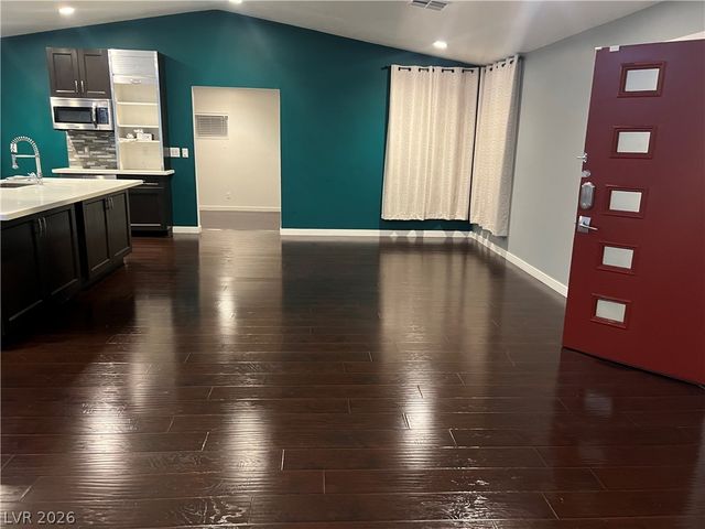 811 East Oakey Boulevard, Las Vegas, NV 89104