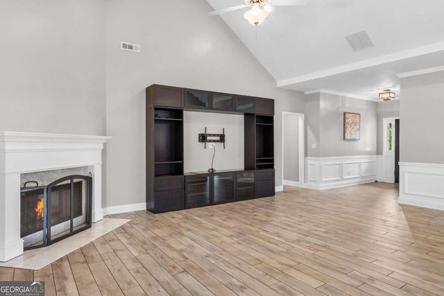 122 Crescent Drive, Newnan, GA 30265