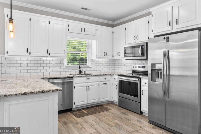 122 Crescent Drive, Newnan, GA 30265
