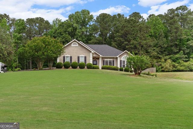 122 Crescent Drive, Newnan, GA 30265