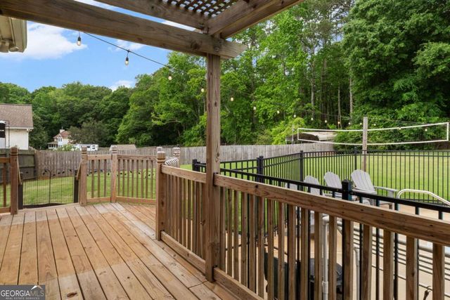 122 Crescent Drive, Newnan, GA 30265