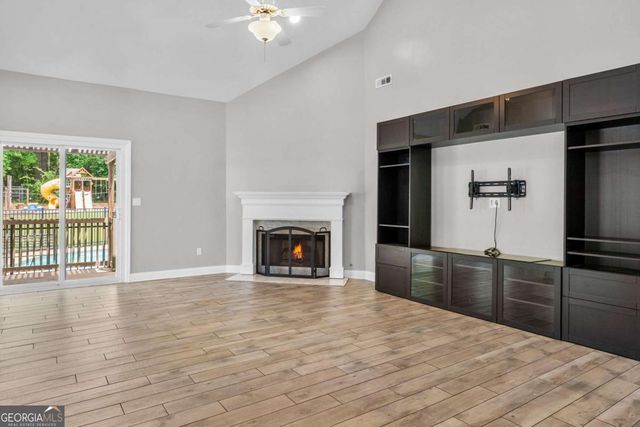122 Crescent Drive, Newnan, GA 30265