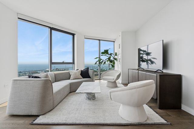 211 N Harbor Drive 1702, Chicago, IL 60601
