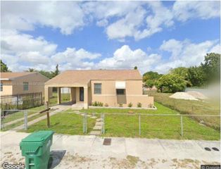 1043 NW 75th St, Miami, FL 33150