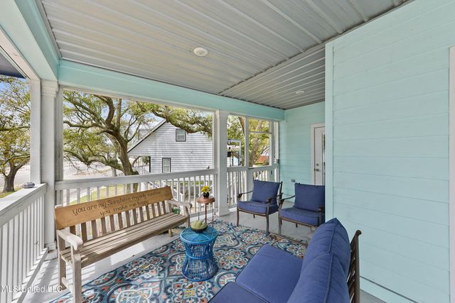 242 W Beach Boulevard, Long Beach, MS 39560