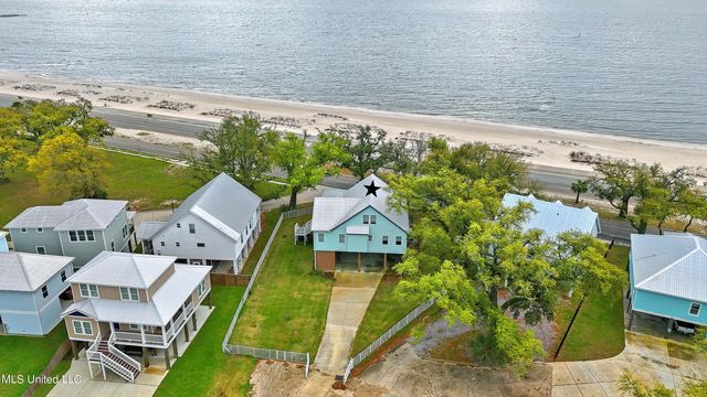 242 W Beach Boulevard, Long Beach, MS 39560