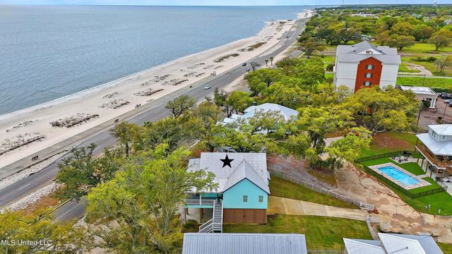 242 W Beach Boulevard, Long Beach, MS 39560